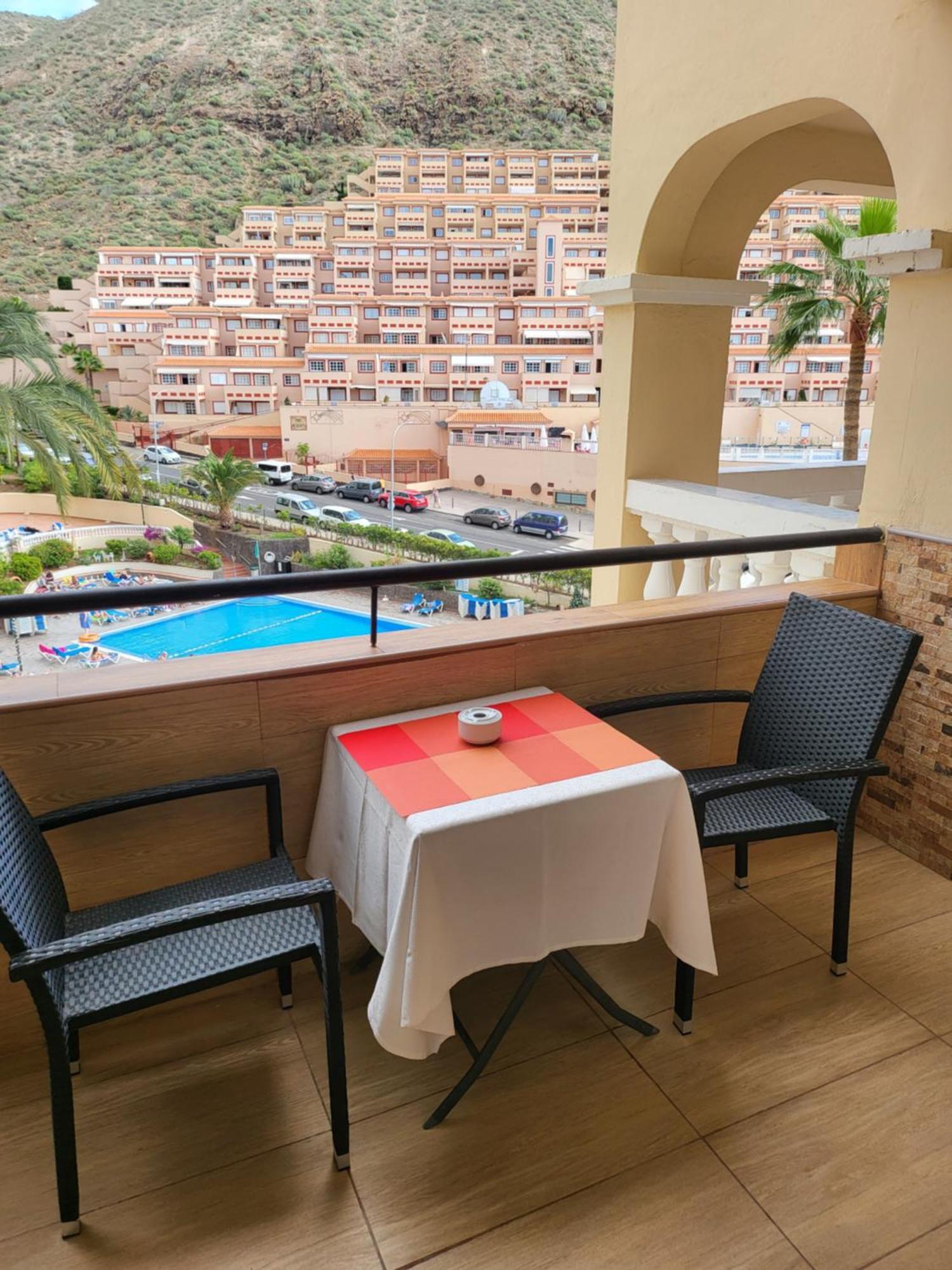 Tropic Apartments En Castle Harbour Лос Кристианос Екстериор снимка