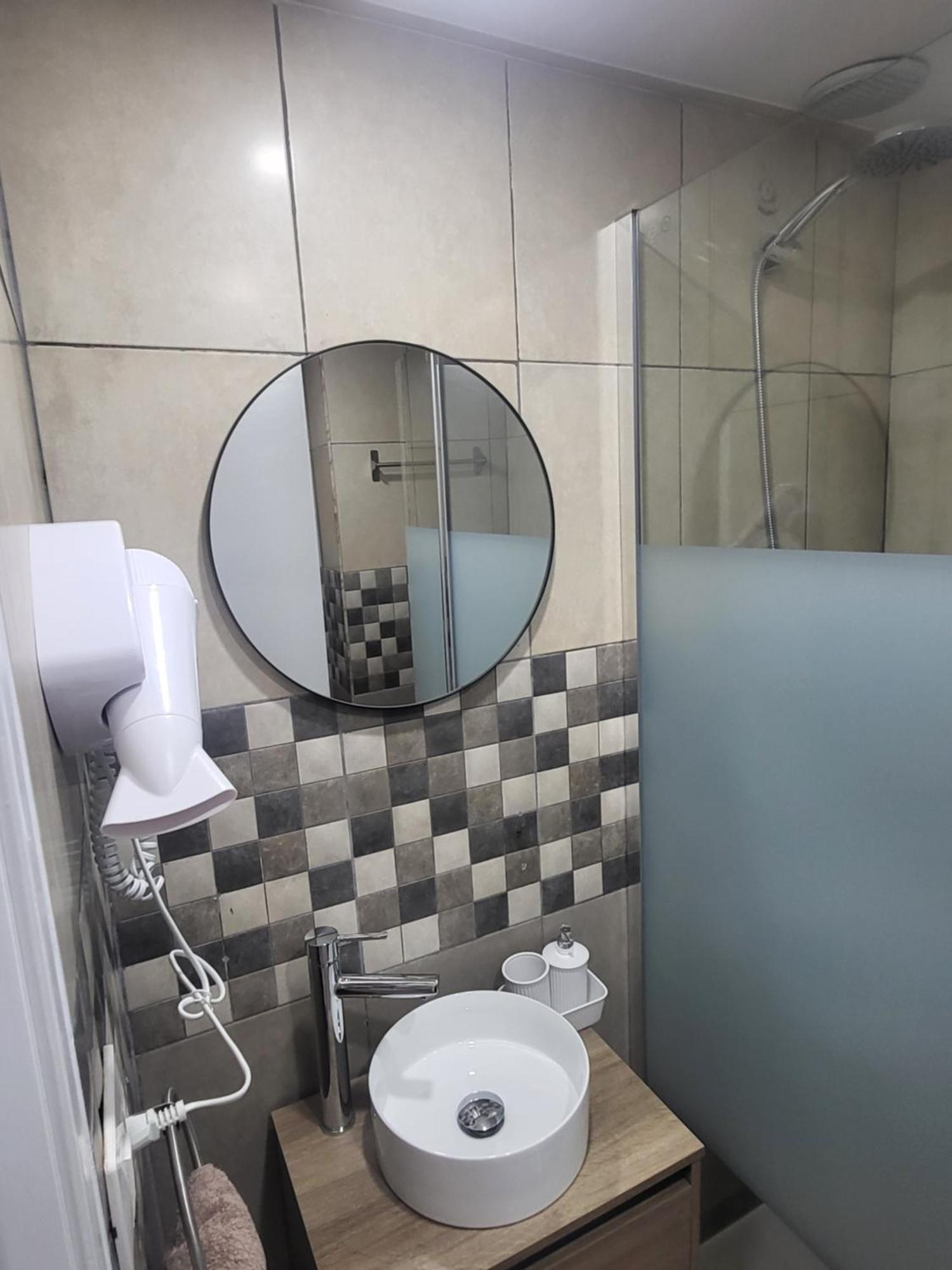 Tropic Apartments En Castle Harbour Лос Кристианос Екстериор снимка