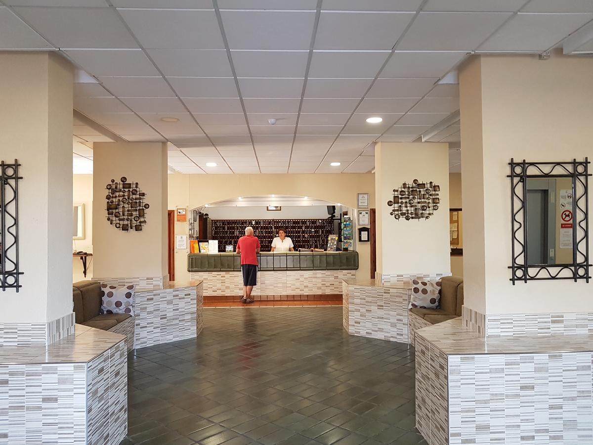 Tropic Apartments En Castle Harbour Лос Кристианос Екстериор снимка