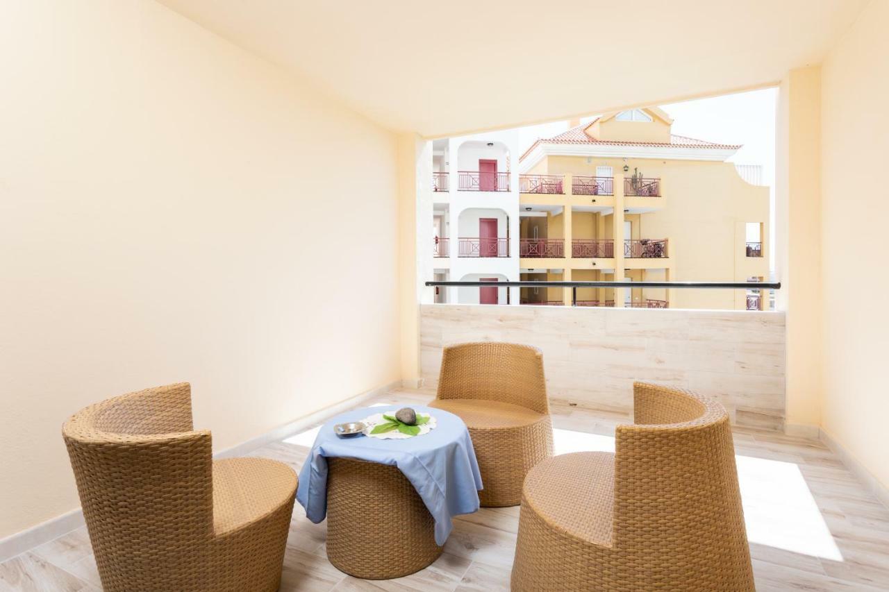 Tropic Apartments En Castle Harbour Лос Кристианос Екстериор снимка
