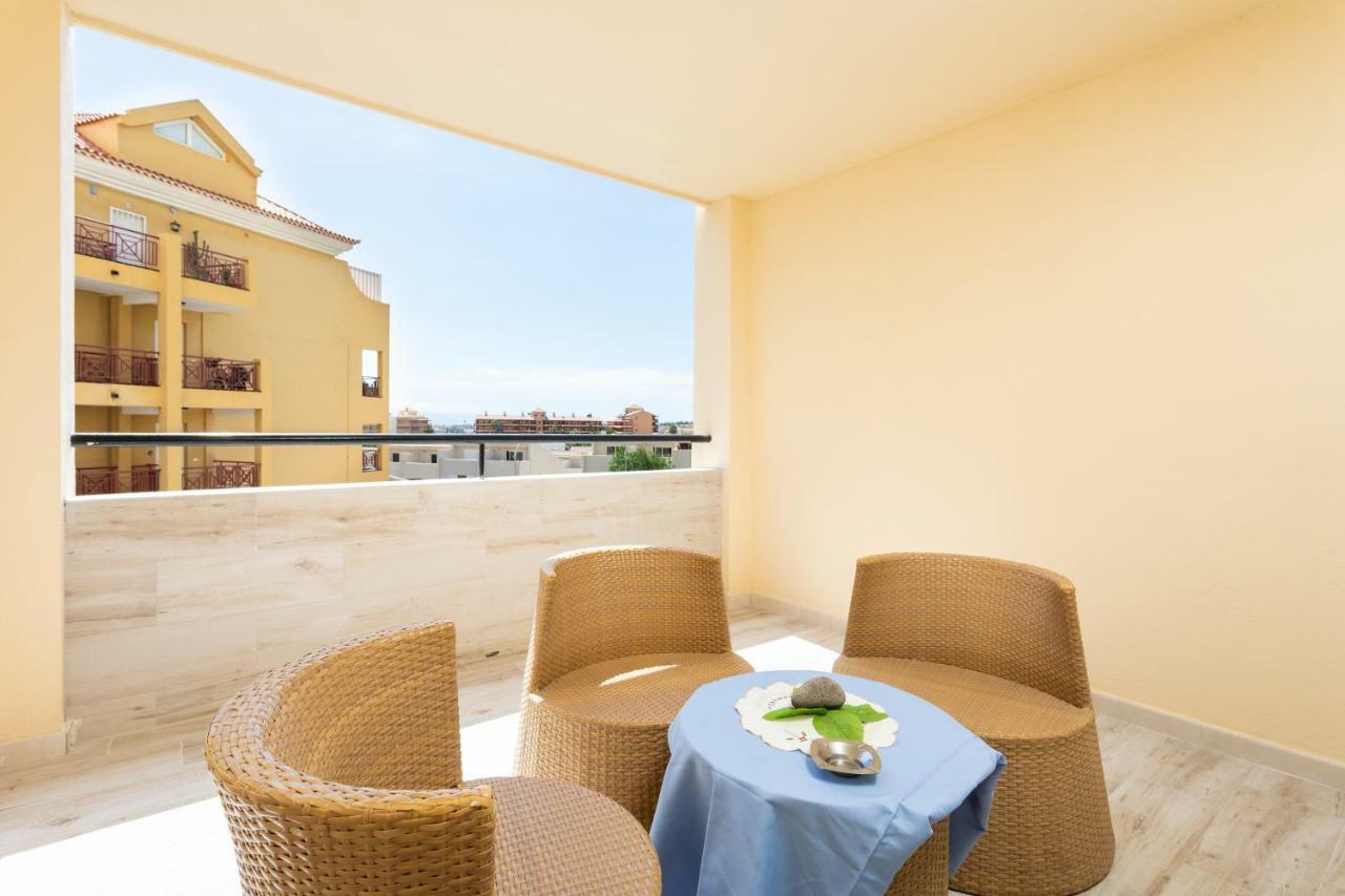 Tropic Apartments En Castle Harbour Лос Кристианос Екстериор снимка